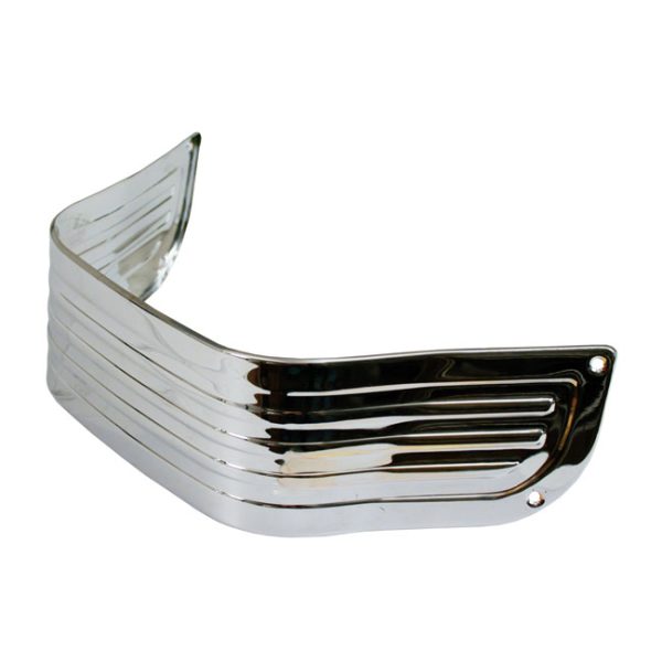 Lower front fender trim