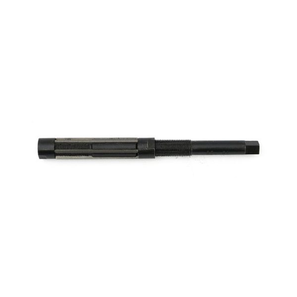 Adjustable reamer