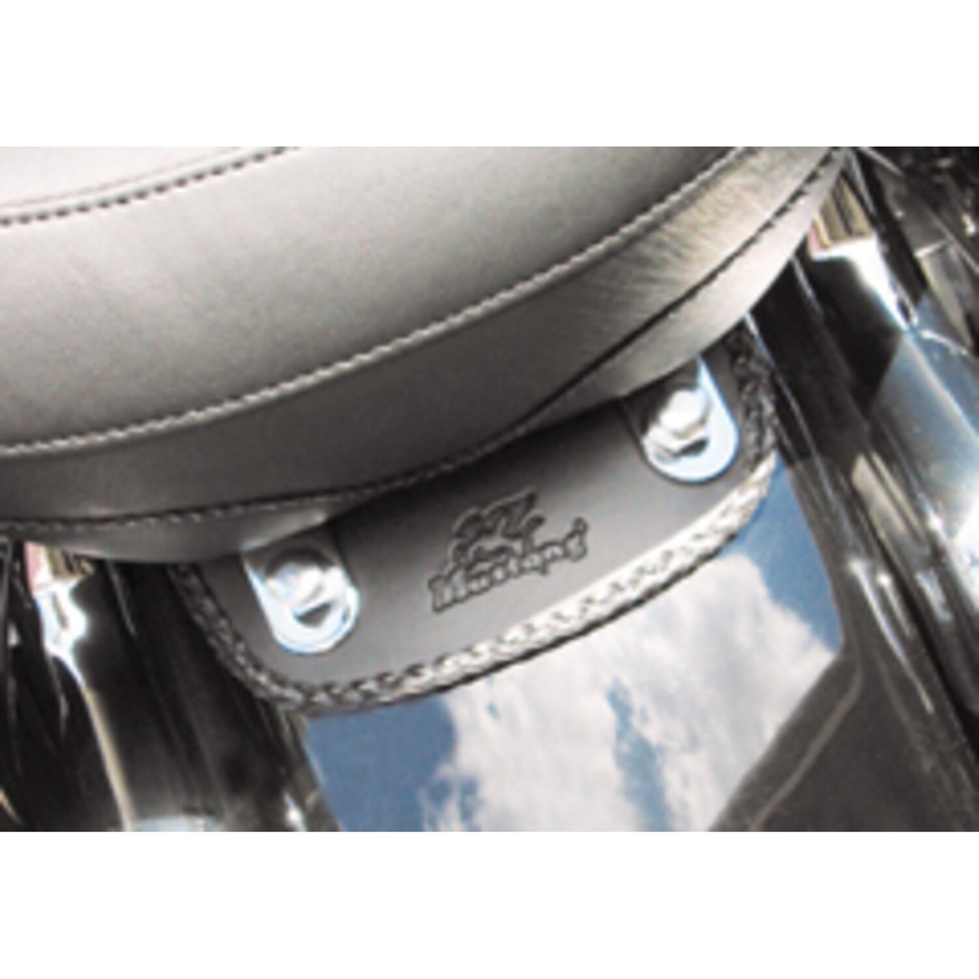 Mustang Mustang, mini fender bib. Plain with braided edges. Black - Image 2