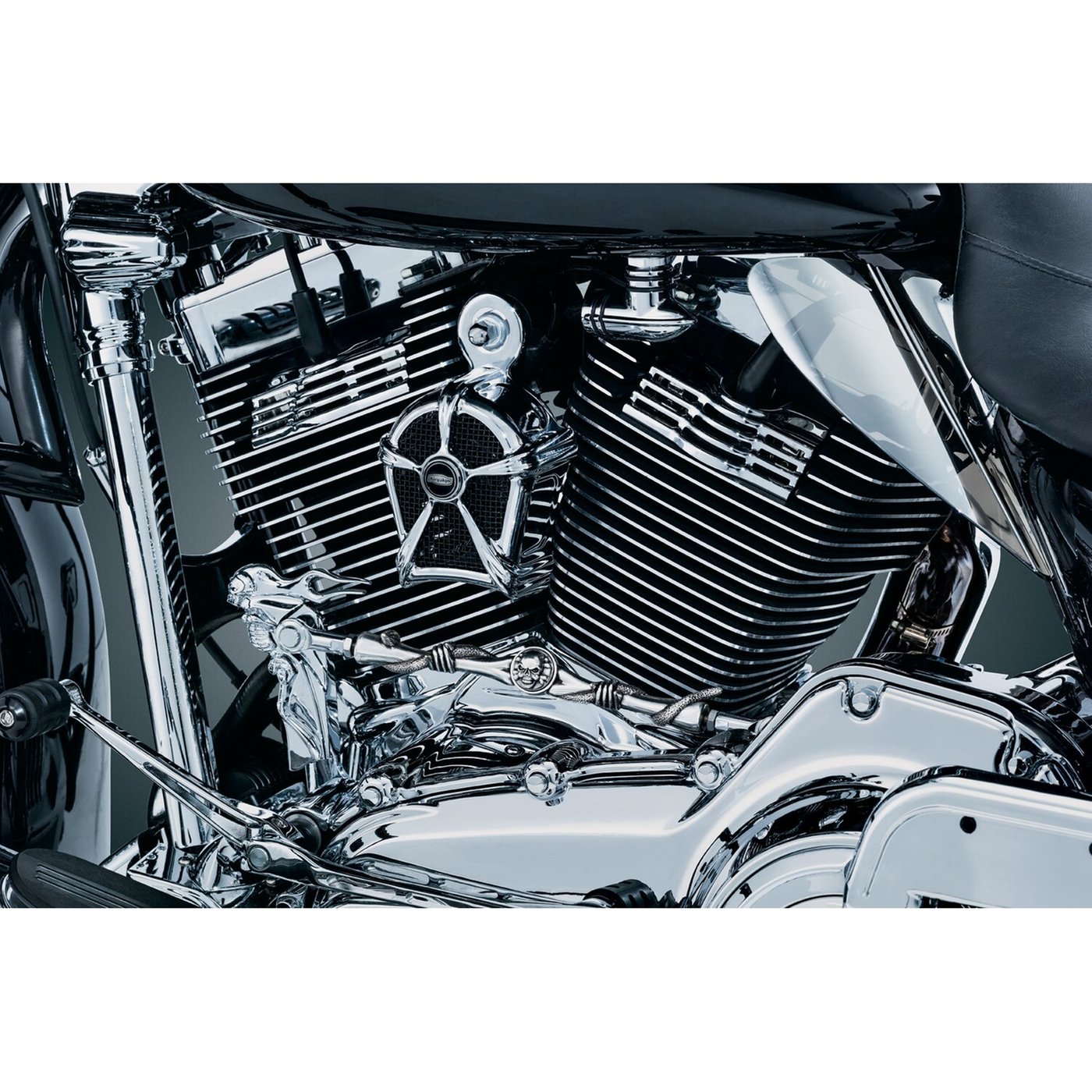 Kuryakyn Kuryakyn, Mach 2 horn cover. Chrome/black mesh insert