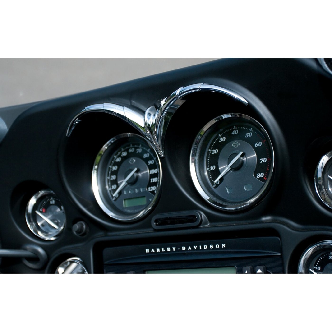 Kuryakyn Kuryakyn, Speedo & tach brow. Chrome - Image 2