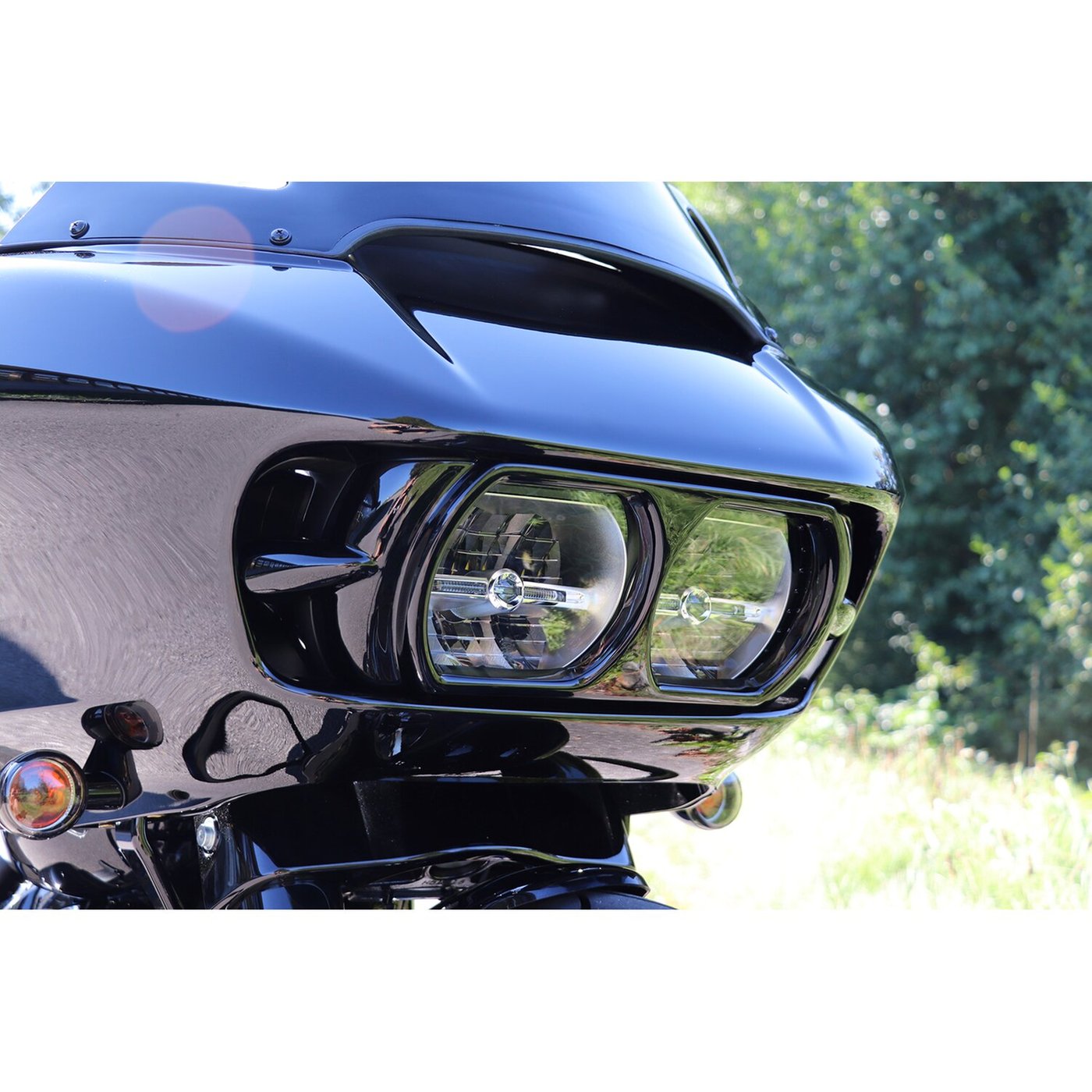 Cult-Werk Cult-Werk, FLTR headlamp trim 'Bad Look'. Gloss black - Image 2