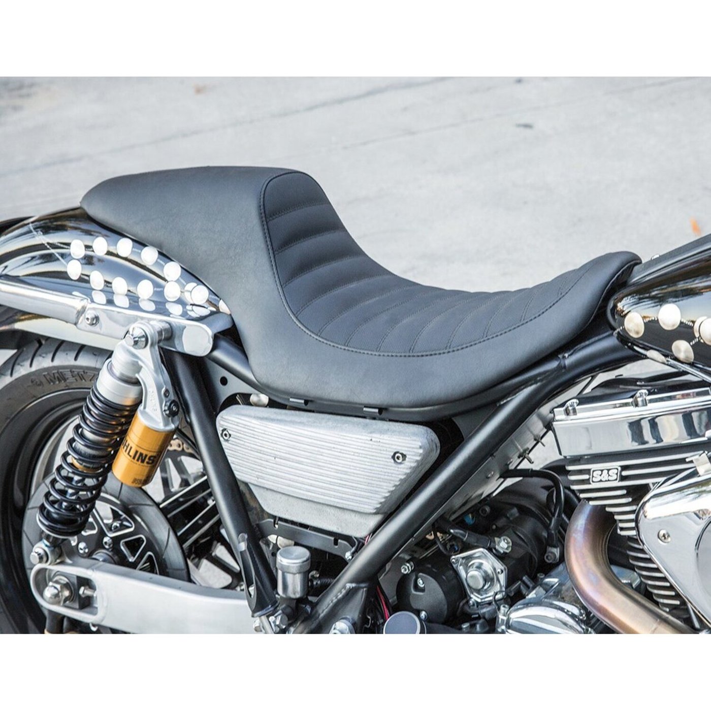 Roland Sands Design Roland Sands Design, 2-up Traction seat. Black - Image 2