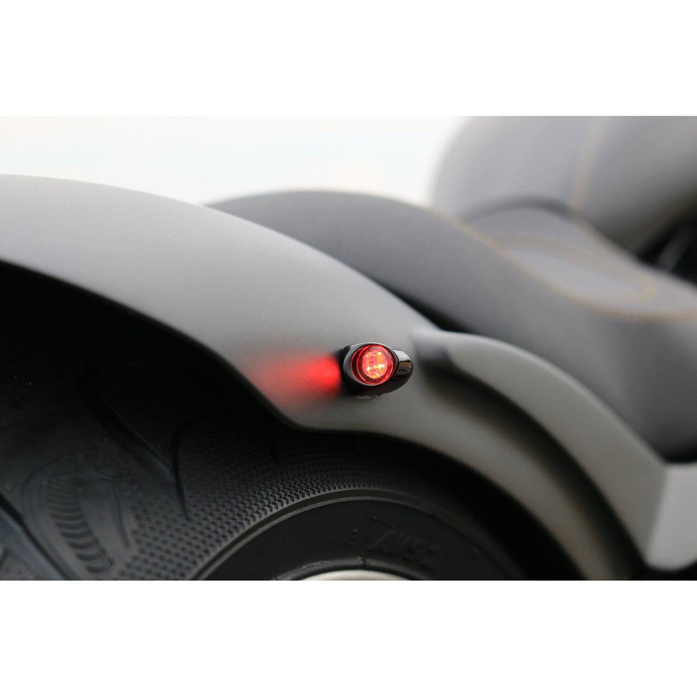 Kodlin Kodlin, Smooth 3-1 taillight/turn signal combo. Black - Image 2