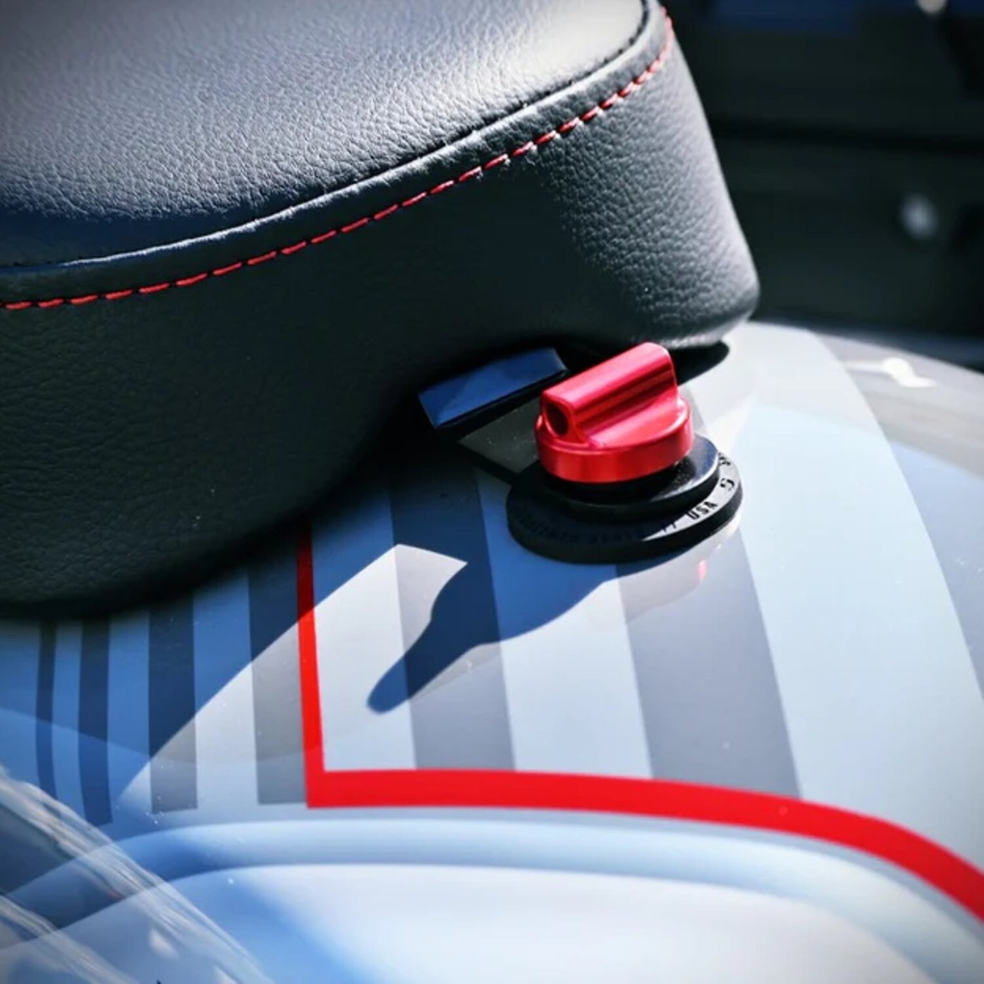 Bare knuckle performance Bare Knuckle Performance, seat screw. 1/4-20. Red - Image 2