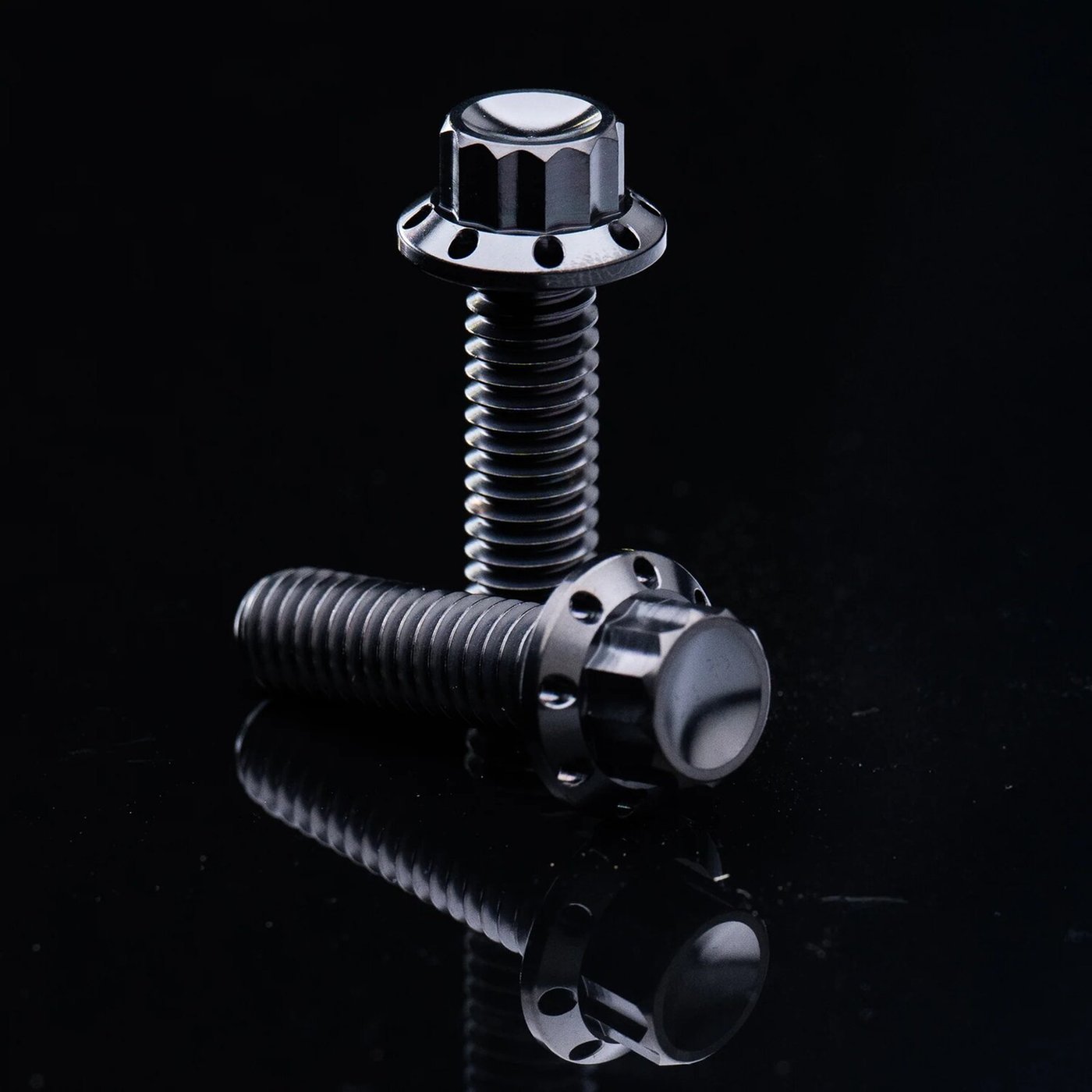 Arlen Ness Arlen Ness, titanium 12-point transm. top cover bolts. Black - Image 2