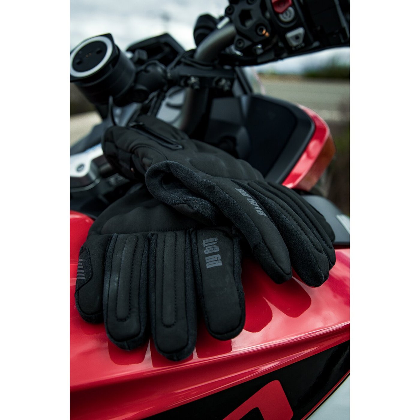 By City By City Iceland gloves black - Image 2
