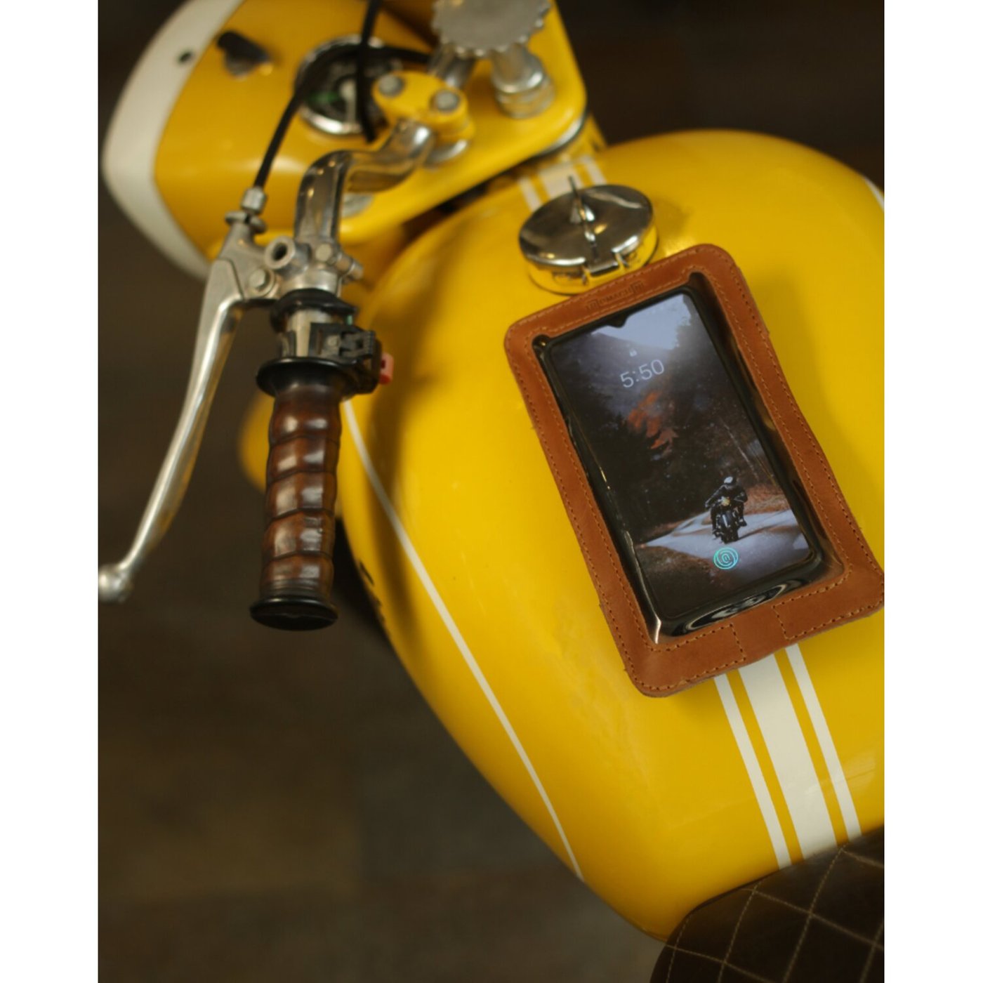 Tripmachine Trip Machine Phone pouch vintage tan