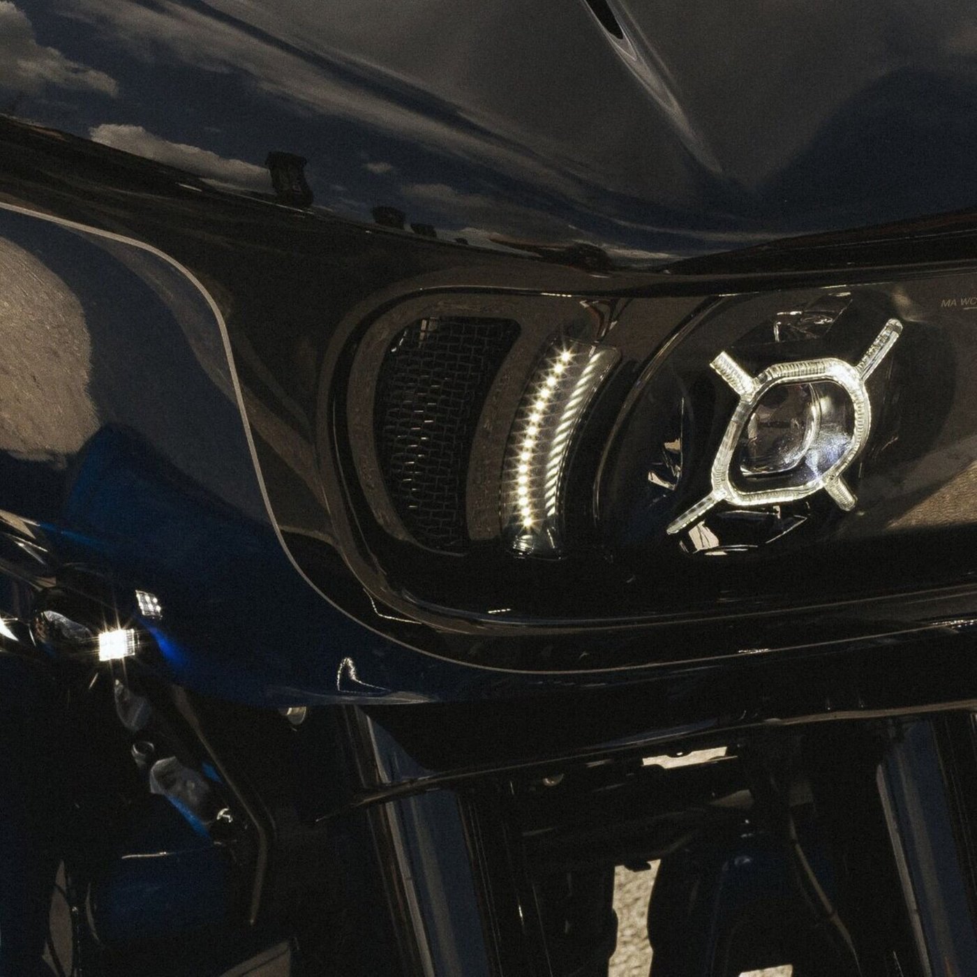 Custom Dynamics Custom Dynamics, V2 Road Glide LED Vents inserts. Black - Image 2